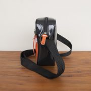 Shoulder bag personalizada preta e laranja KSHO100
